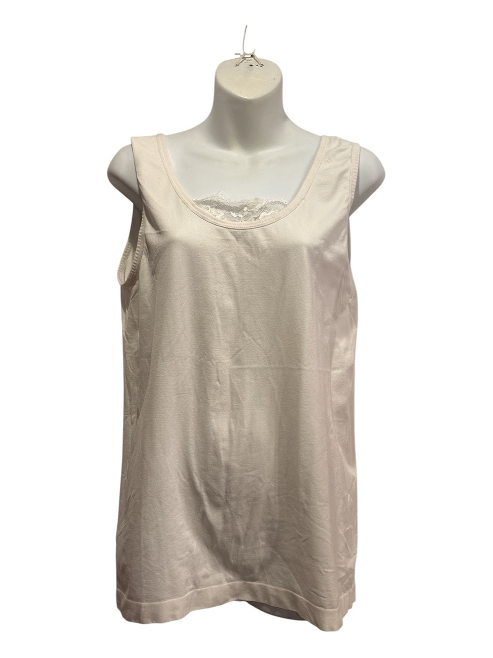 Jilla Sleeveless Cream/off white Lace-Trim Tank Top. Size 1X